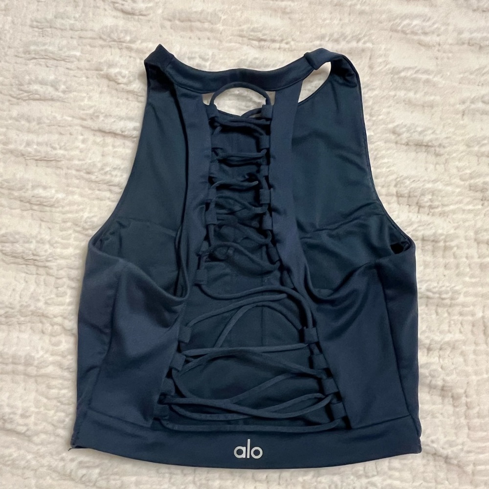 Alo Yoga crop tank with built in bra